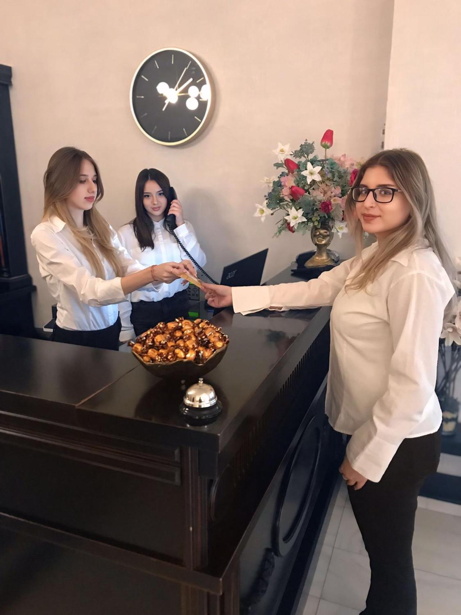 Hotel Novera Тімішоара Екстер'єр фото
