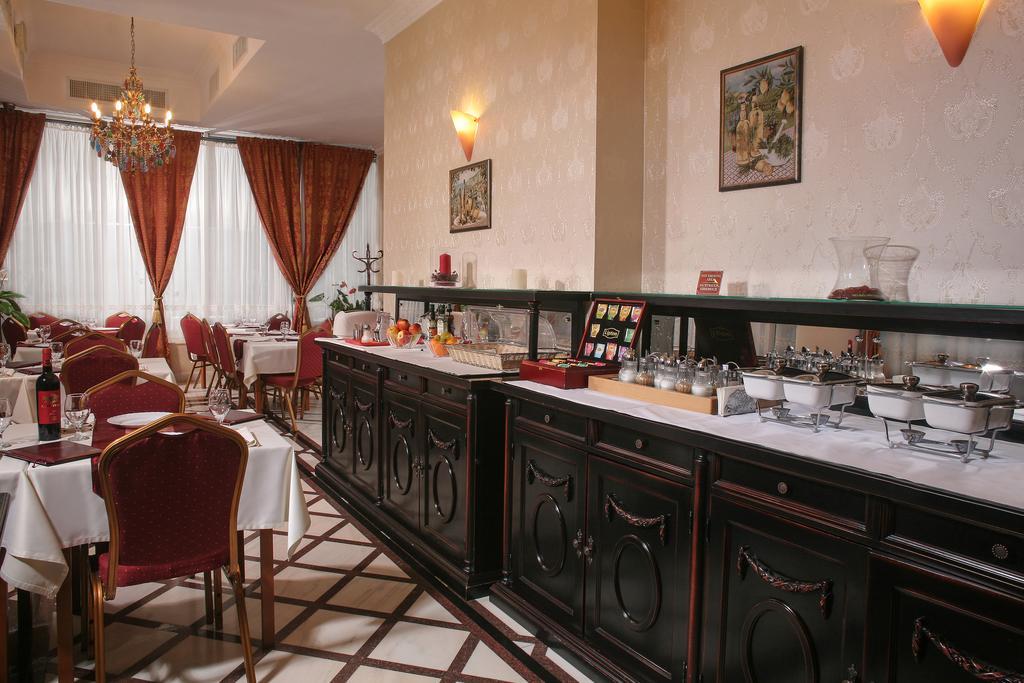 Hotel Novera Тімішоара Екстер'єр фото