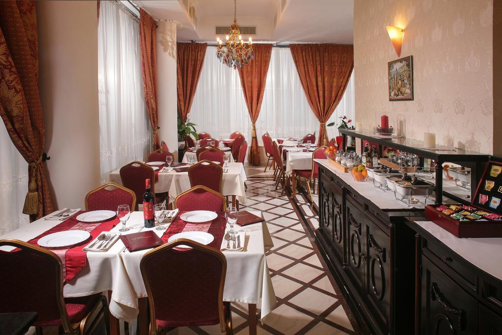 Hotel Novera Тімішоара Екстер'єр фото